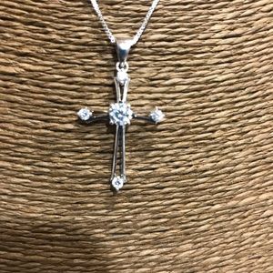 18” Box Chain w/ Cubic Zirconia Cross 925